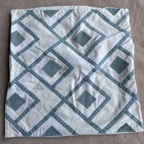 Tommy Bahama Home Pillow Sham 18x18 Cover Cream Aqua Embroidered Geometric - Picture 1 of 5
